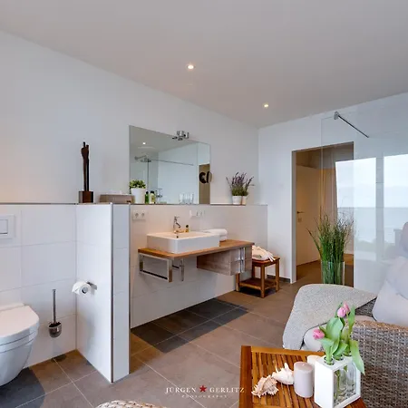 Starboard Apartament *